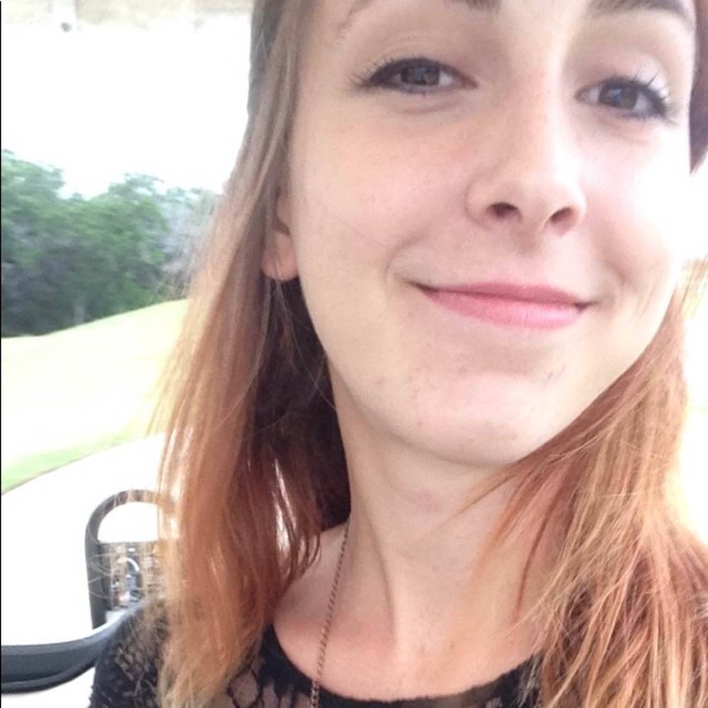 Meet your Posher, Stephanie